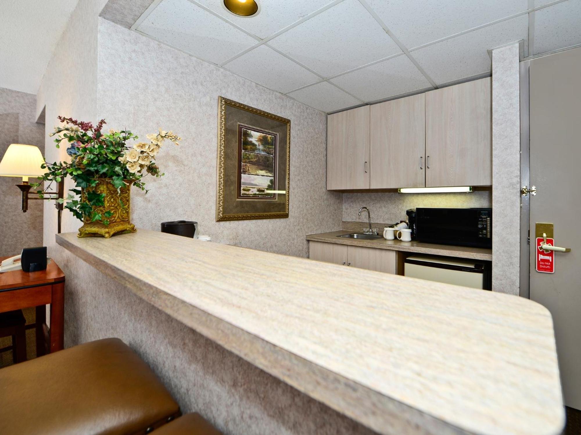 Ramada By Wyndham Plymouth Hotel & Conference Center Pokoj fotografie